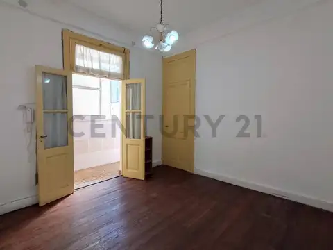 Departamento en Venta en San Cristobal, Capital Federal
