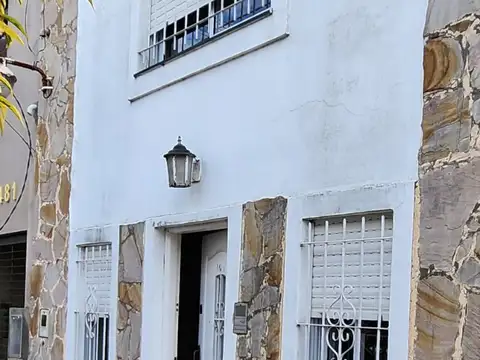 Casa en Alquiler en La Plata, Partido de La Plata
