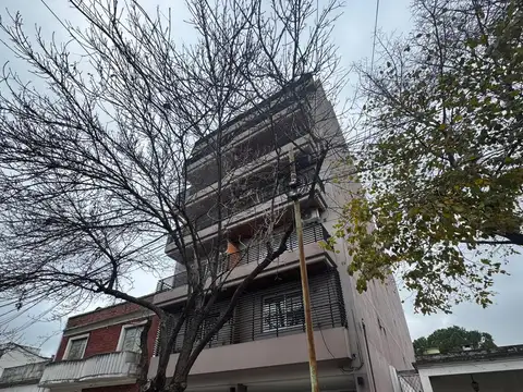 Departamento en Venta en Monte Castro, Capital Federal