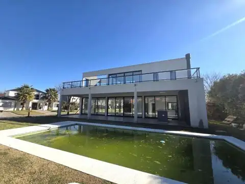 Casa en Alquiler en Haras Santa María, Countries y Barrios Cerrados en Escobar