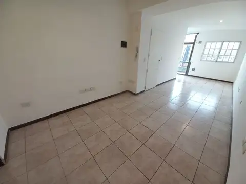 Departamento en Alquiler en Rafael Calzada, Partido de Almirante Brown