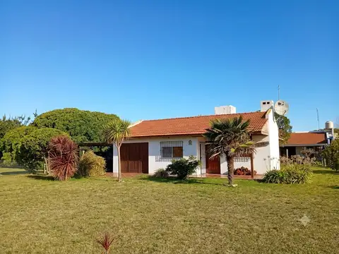 Casa en Venta en San Eduardo del Mar, Partido de General Pueyrredón
