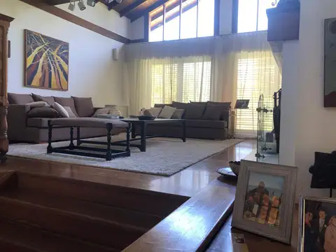 Casa en Venta en La Horqueta, San Isidro