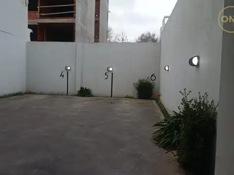 Cochera en Venta en La Plata, Partido de La Plata