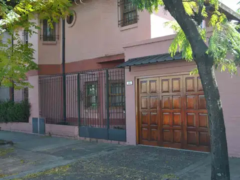 PH en Venta en Caseros, Partido de Tres de Febrero