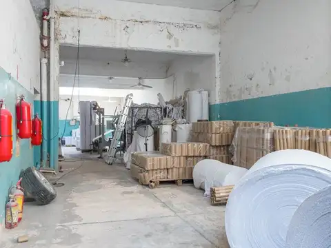 Galpón en Venta en Villa Dominico, Partido de Avellaneda