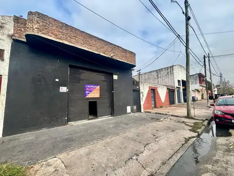 Galpón en Alquiler en Lanus Oeste, Lanus