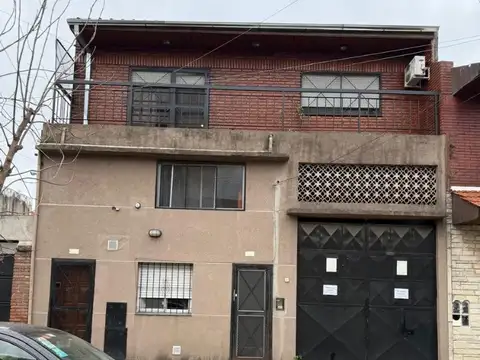 Galpón en Alquiler en Sarandi, Partido de Avellaneda