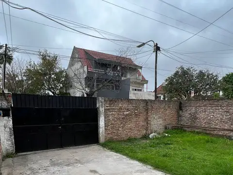 Galpón en Alquiler en Lomas de Zamora, Partido de Lomas de Zamora
