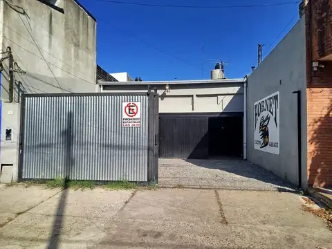 Galpón en Alquiler en Villa Lynch, Partido de General San Martín