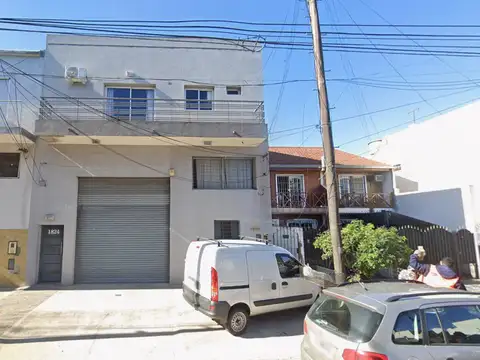 Galpón en Alquiler en Lanus Oeste, Lanus