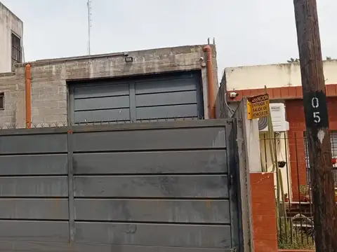 Galpón en Alquiler en Burzaco Este, Burzaco