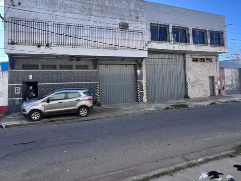 Galpón en Alquiler en Billinghurst, General San Martin