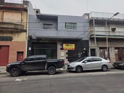 Galpón en Alquiler en Villa Lynch, Partido de General San Martín