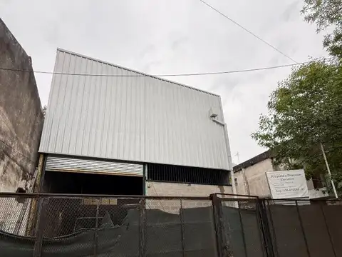 Galpón en Alquiler en Villa Gobernador Udaondo, Partido de Ituzaingó