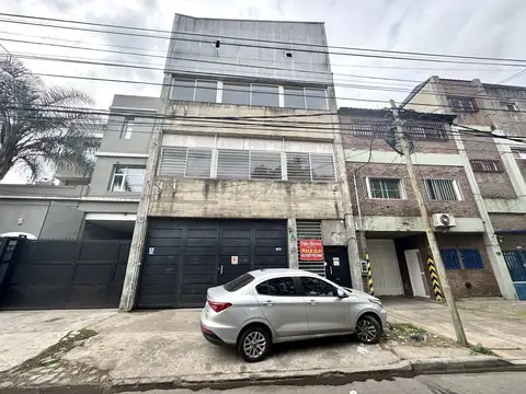 Galpón en Alquiler en Caseros, Partido de Tres de Febrero