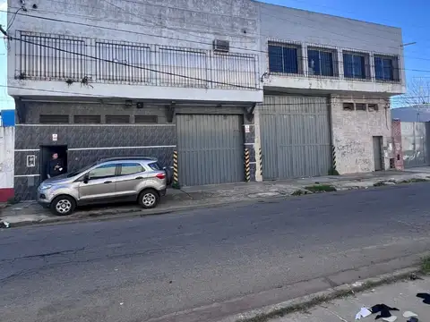 Galpón en Alquiler en Billinghurst, General San Martin