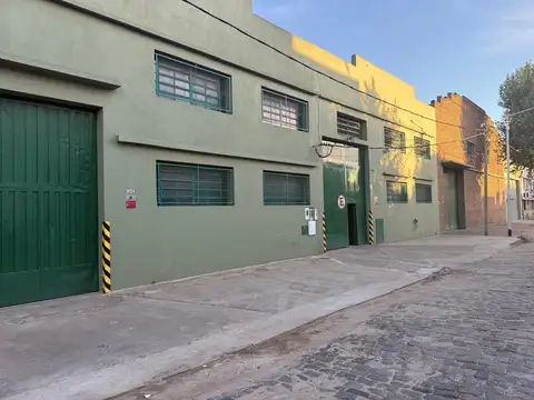 Galpón en Alquiler en Piñeyro, Partido de Avellaneda