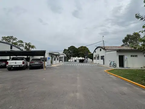 Galpón en Alquiler en Melchor Romero, Partido de La Plata