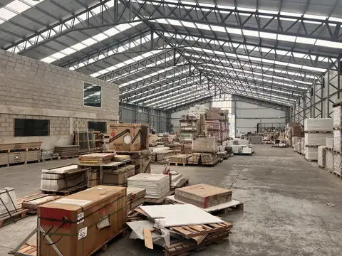 Galpón en Alquiler en Triangulo, Don Torcuato