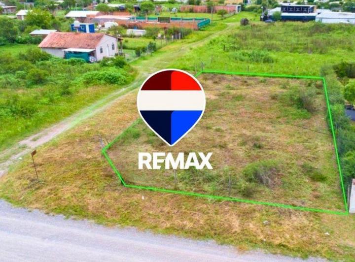 Terreno · 794m²