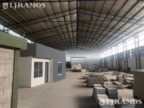 Galpón en Alquiler en Zarate, Partido de Zárate