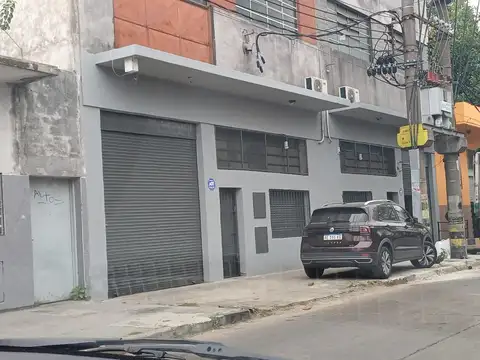 Galpón en Alquiler en Villa Lynch, Partido de General San Martín