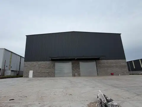 Galpón en Alquiler en Ezeiza, Partido de Ezeiza