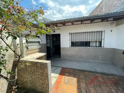 PH en Alquiler en Lomas del Mirador, Partido de La Matanza
