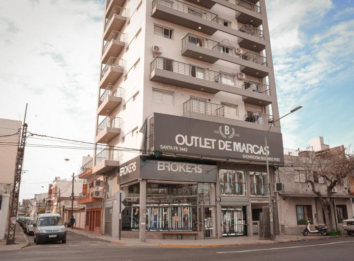 Local comercial · 140m² · 3 Ambientes