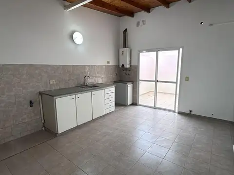 PH en Alquiler en Villa Dominico, Partido de Avellaneda