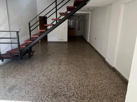 PH en Alquiler en Banfield, Partido de Lomas de Zamora