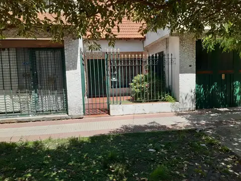 Local en Alquiler en Villa Luzuriaga, Partido de La Matanza