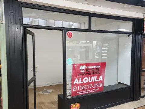 Local en Alquiler en Lanus Este, Lanus
