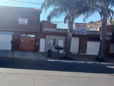 Local en Alquiler en Isidro Casanova, Partido de La Matanza
