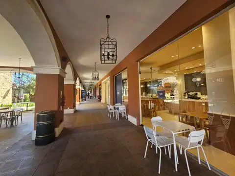 Local en Alquiler en Pueblo Caamaño, Countries y Barrios Cerrados en Pilar