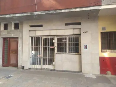 Local en Alquiler en Caseros, Partido de Tres de Febrero