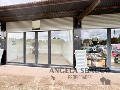 Local en Alquiler en Parada Robles, Partido de Exaltación de la Cruz