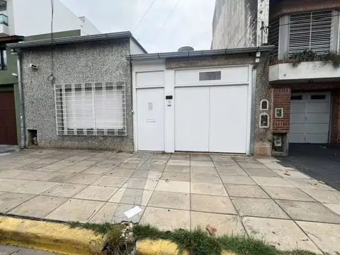 Local en Alquiler en Ramos Mejia, Partido de La Matanza