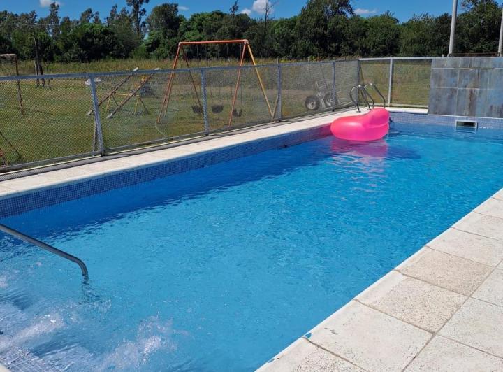 Casa · 450m² · 5 Ambientes · 2 Cocheras