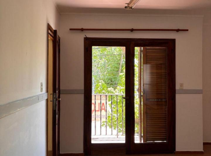 Departamento · 100m² · 8 Ambientes
