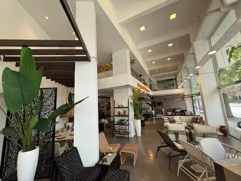 Local en Alquiler en La Lucila Libertador / Rio, La Lucila
