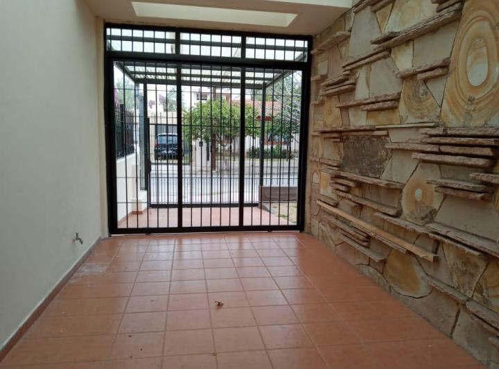 Casa · 160m² · 3 Dormitorios · 1 Cochera