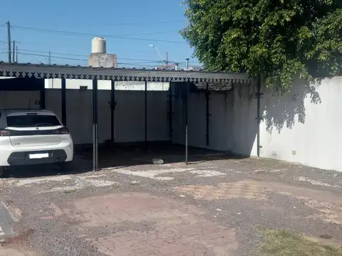Cochera en Alquiler en Moron Sur, Moron
