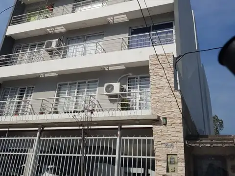 Cochera en Alquiler en Centro / Microcentro, Lomas de Zamora