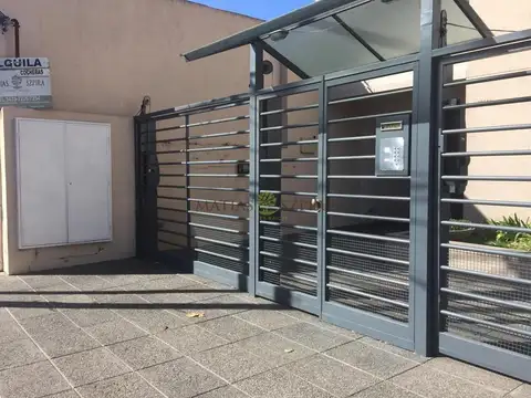 Cochera en Alquiler en Castelar, Partido de Morón