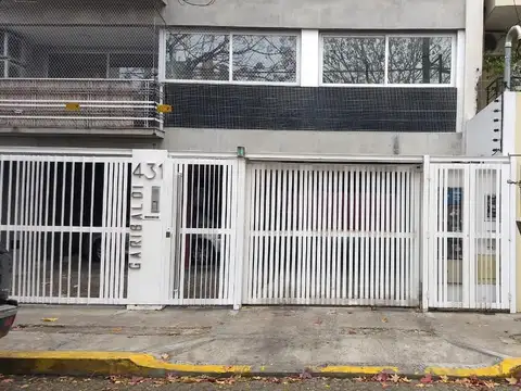 Cochera en Alquiler en San Isidro Vias / Rolon, San Isidro