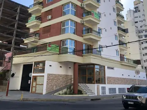 Cochera en Alquiler en Lanus Oeste, Lanus