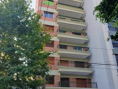 Cochera en Alquiler en Lanus Oeste, Lanus