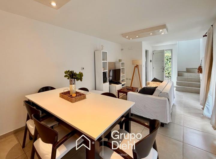 Casa · 130m² · 3 Ambientes · 1 Cochera